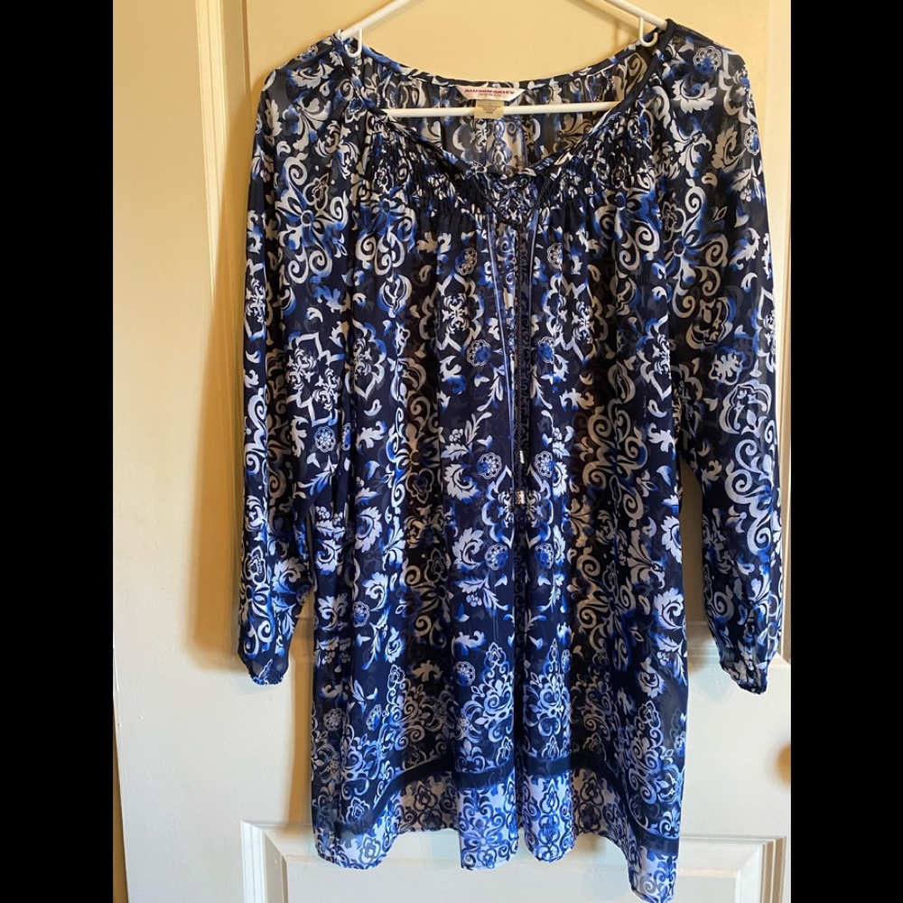 💥HOST PICK💥Allison Daley Peasant Style Blouse (NWOT)